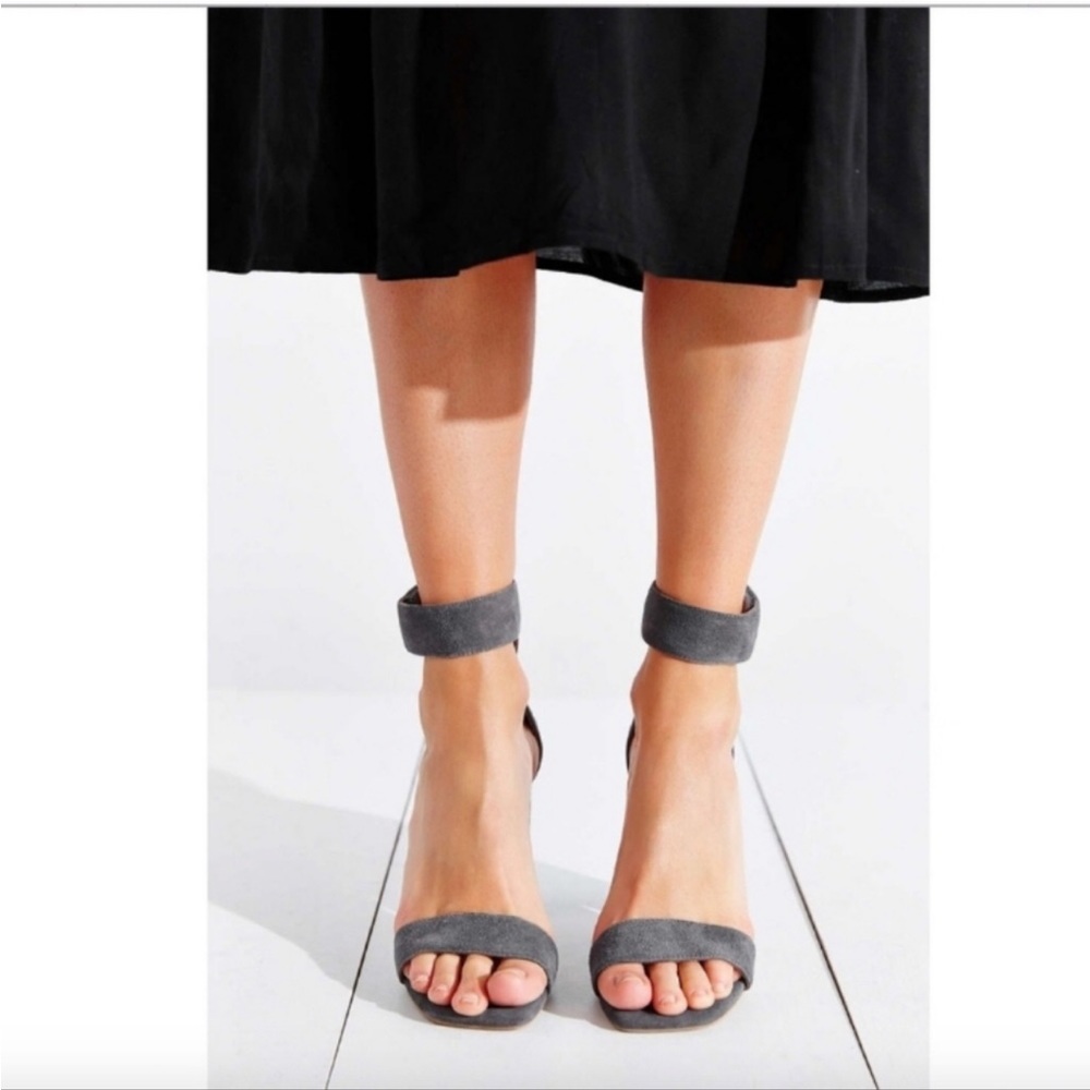 Jeffrey Campbell Holvey Grey Suede 8.5